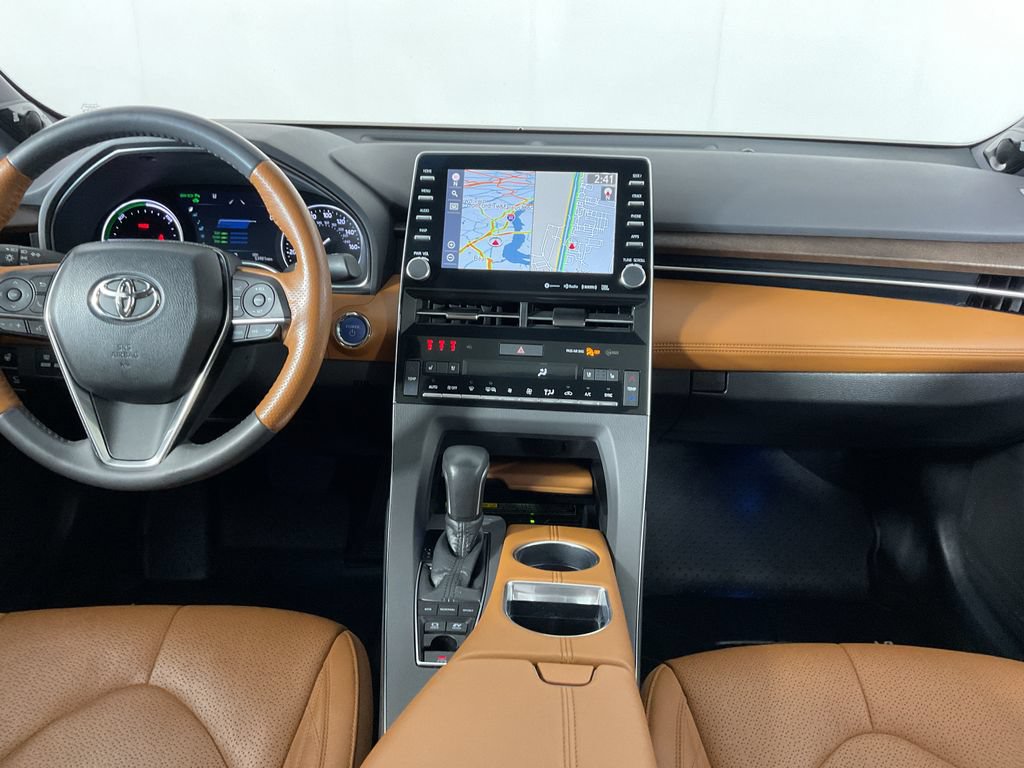 Used 2021 Toyota Avalon Limited w/ Advanced Safety Package FWD image 17