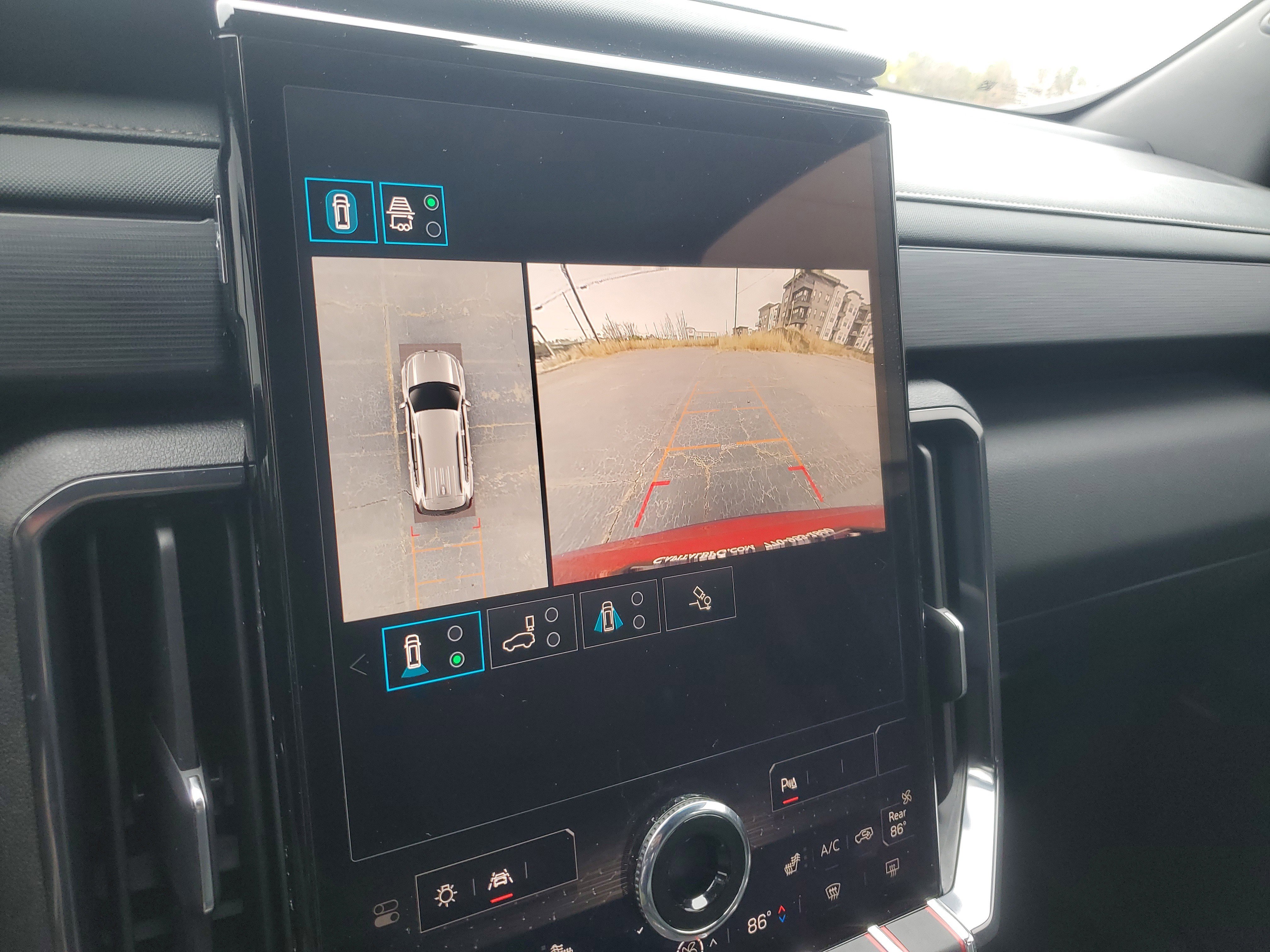 Used 2024 GMC Acadia AT4 image 27