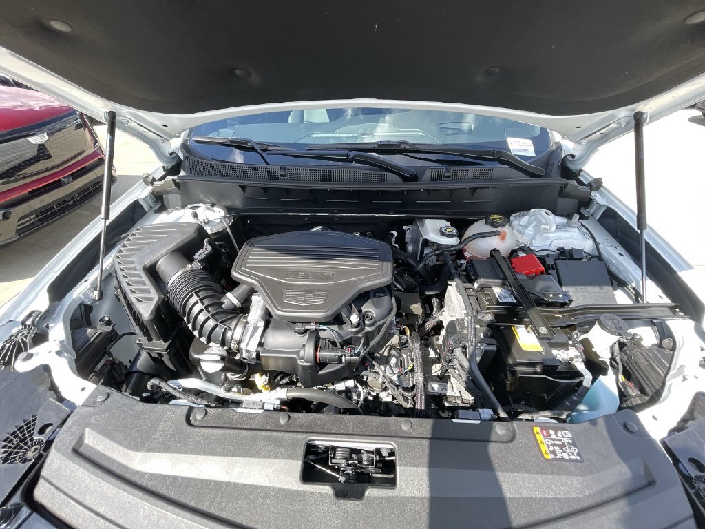 Used 2025 Cadillac XT6 Premium Luxury w/ Technology Package FWD image 30