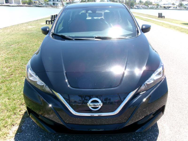 Used 2018 Nissan Leaf SV w/ SV Technology Package FWD image 5