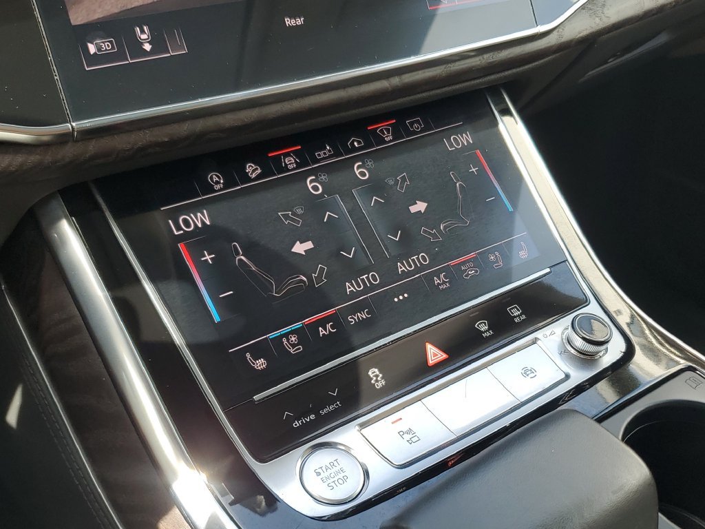 Used 2019 Audi Q8 Prestige w/ Luxury Package AWD/4WD image 31