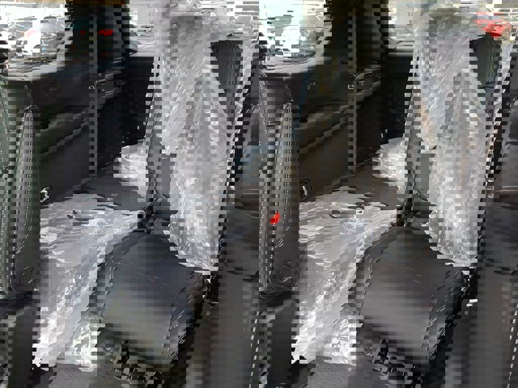 New 2025 Jeep Grand Cherokee L Limited image 8