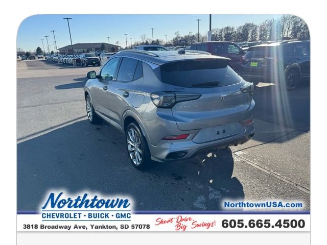 Used 2025 Buick Encore GX Avenir w/ Avenir Technology Package image 33