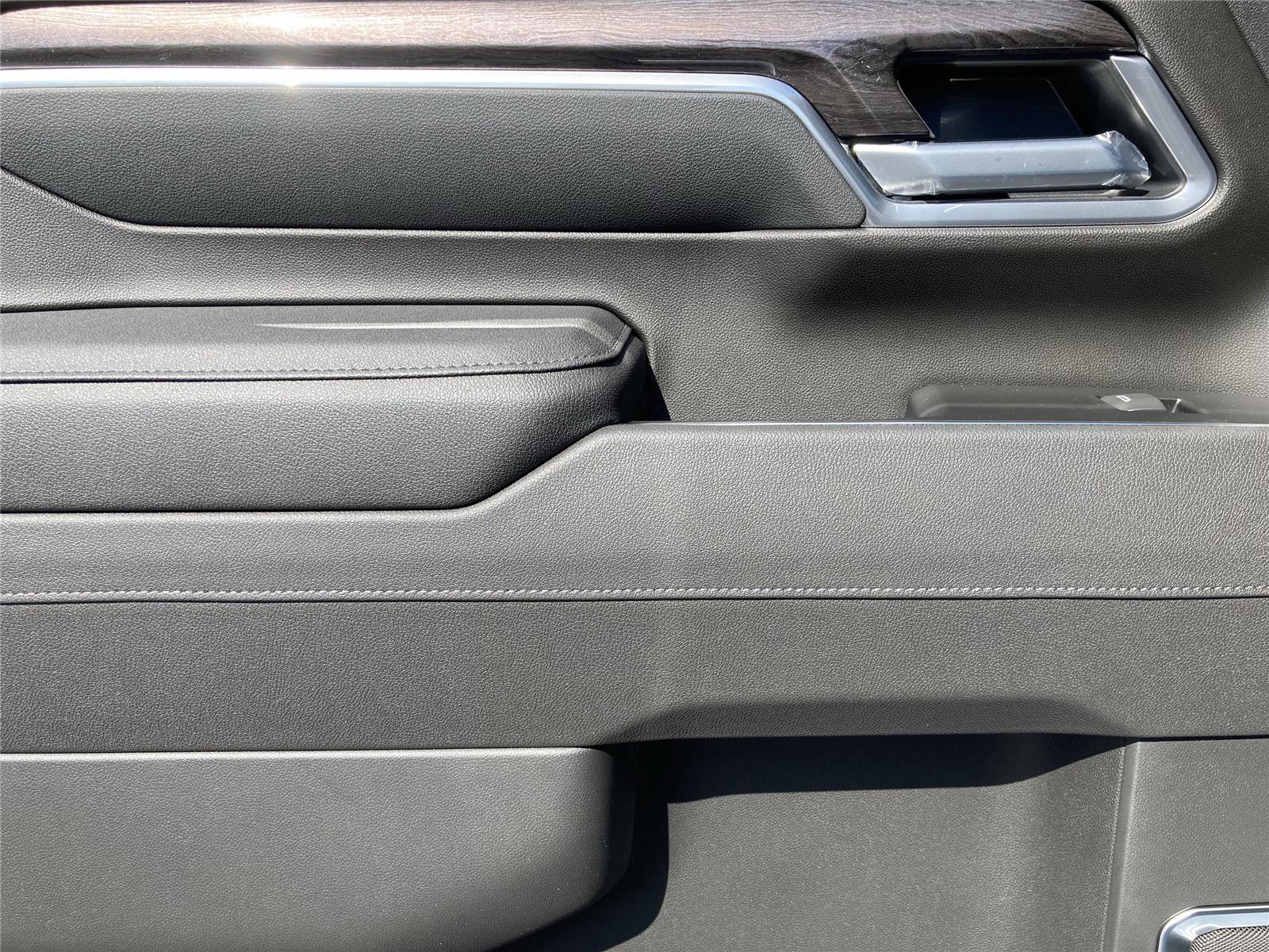 New 2026 Chevrolet Silverado 2500 LTZ w/ LTZ Convenience Package image 18