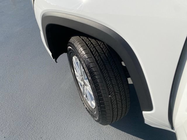Certified 2025 Toyota Tundra SR5 AWD/4WD image 28