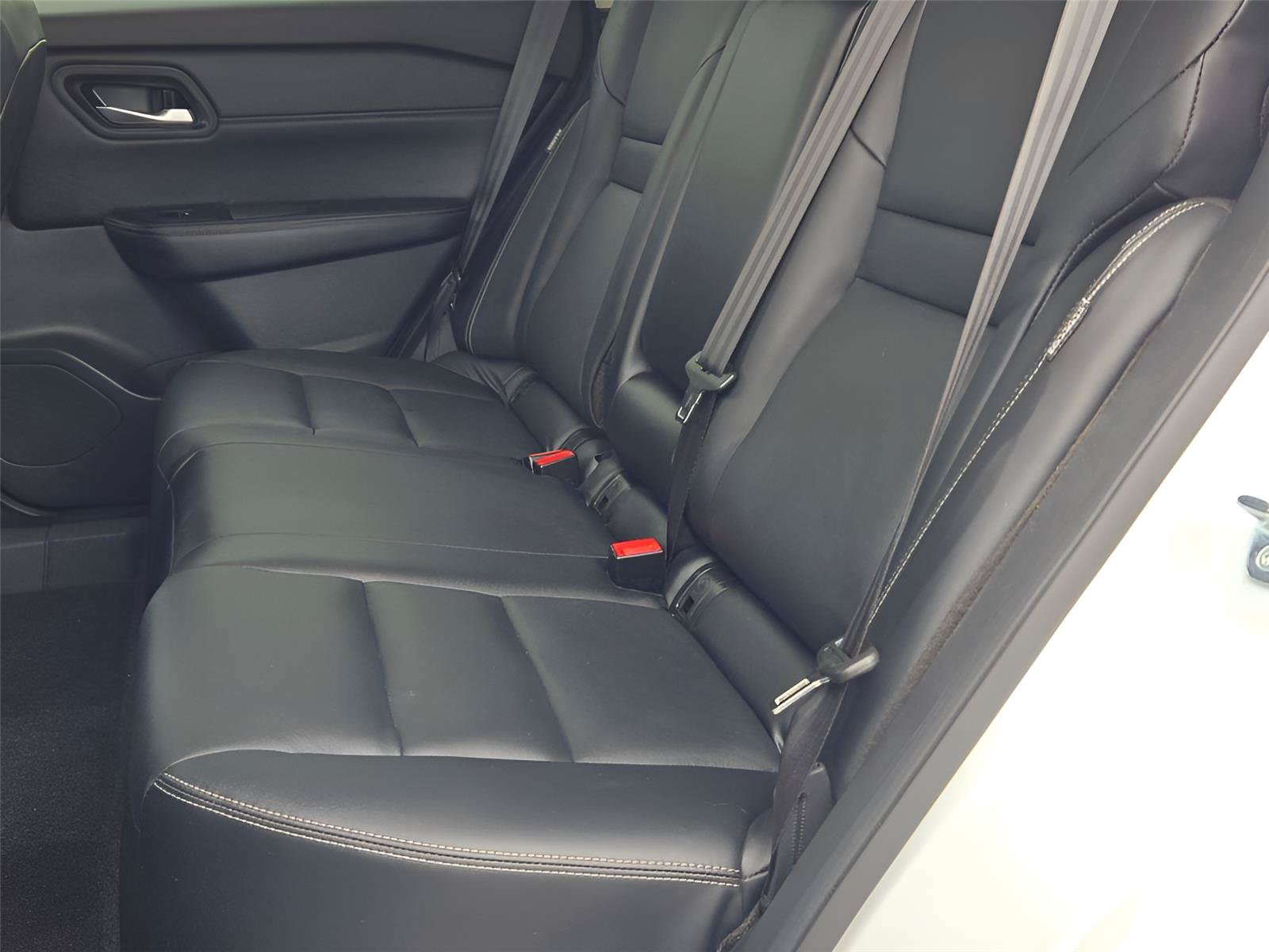 Used 2026 Nissan Rogue SL AWD/4WD image 16