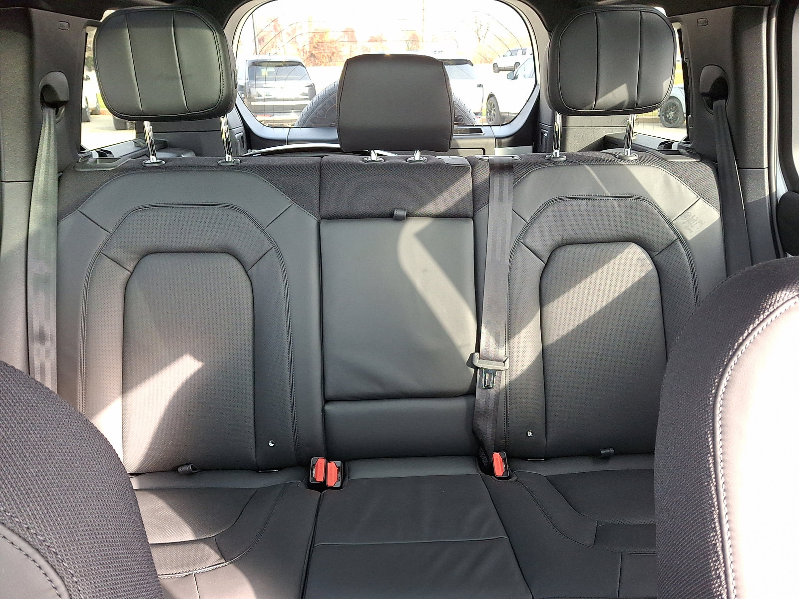 New 2026 Land Rover Defender 110 V8 image 16