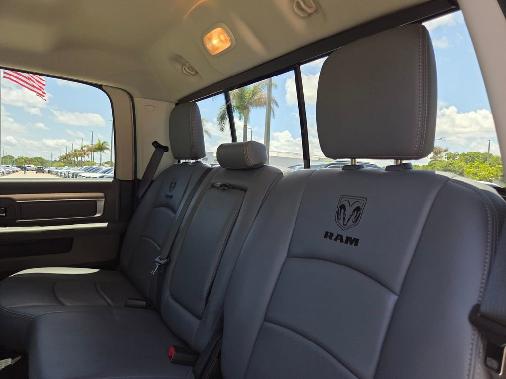 Used 2018 RAM 1500 SLT AWD/4WD image 20