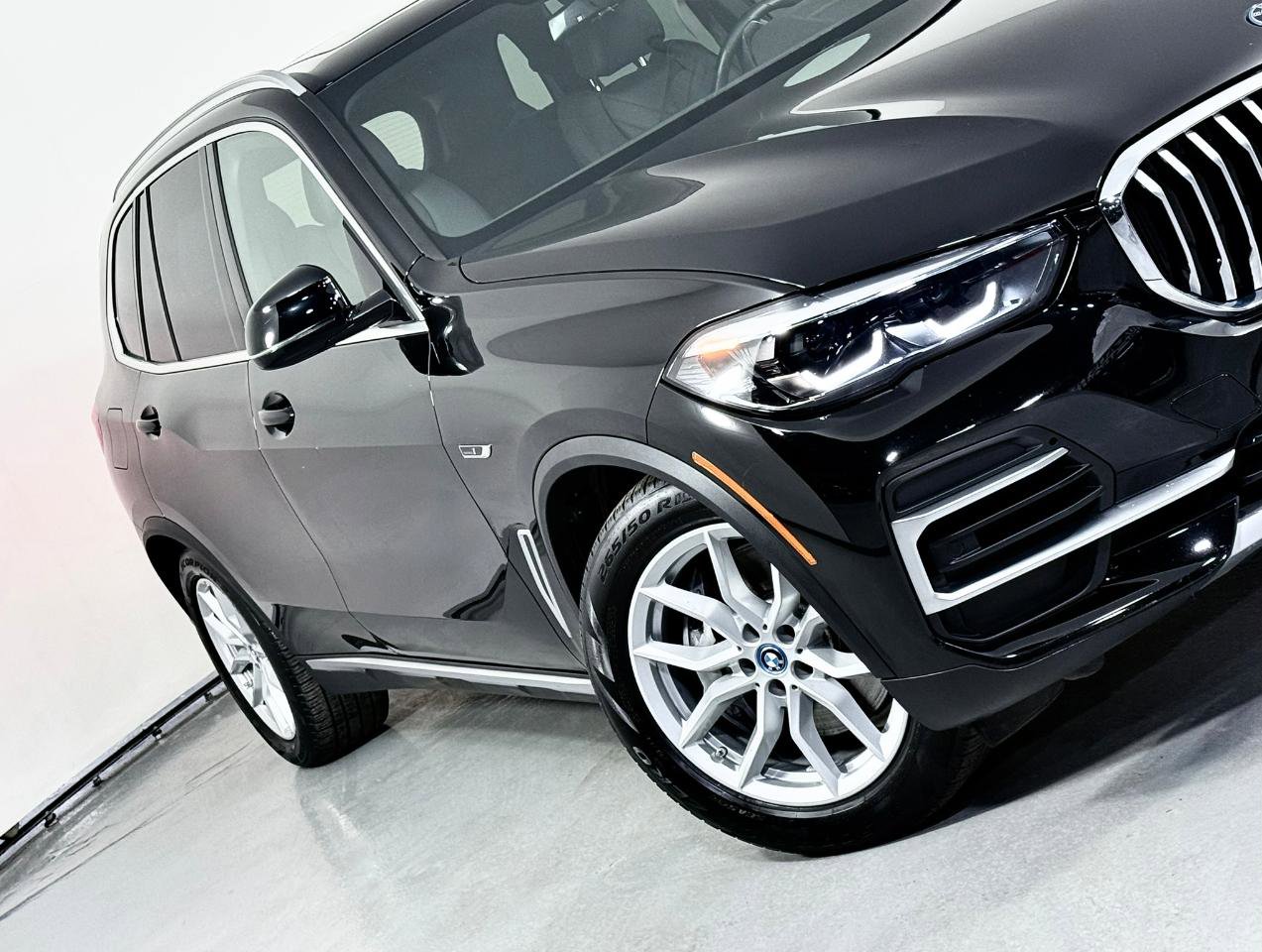 Used 2023 BMW X5 xDrive45e w/ Climate Comfort Package image 4