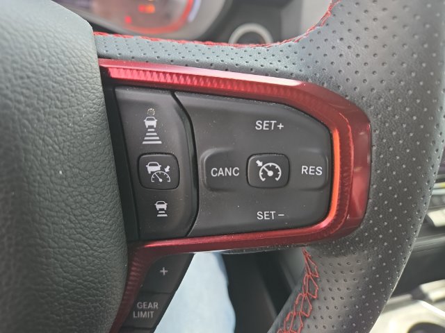 Used 2025 RAM 1500 Rebel AWD/4WD image 30