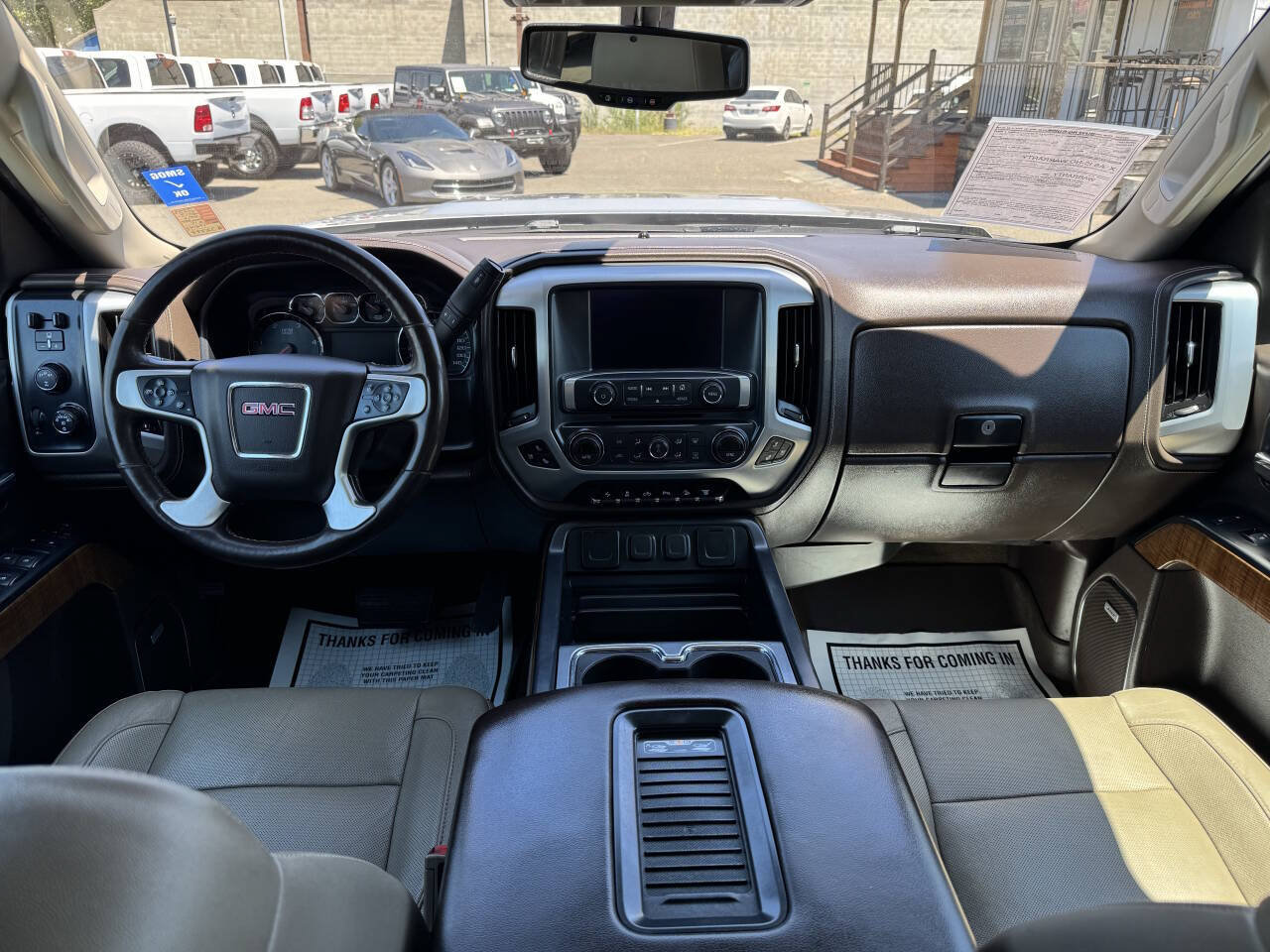 Used 2017 GMC Sierra 3500 SLT w/ Duramax Plus Package AWD/4WD image 17