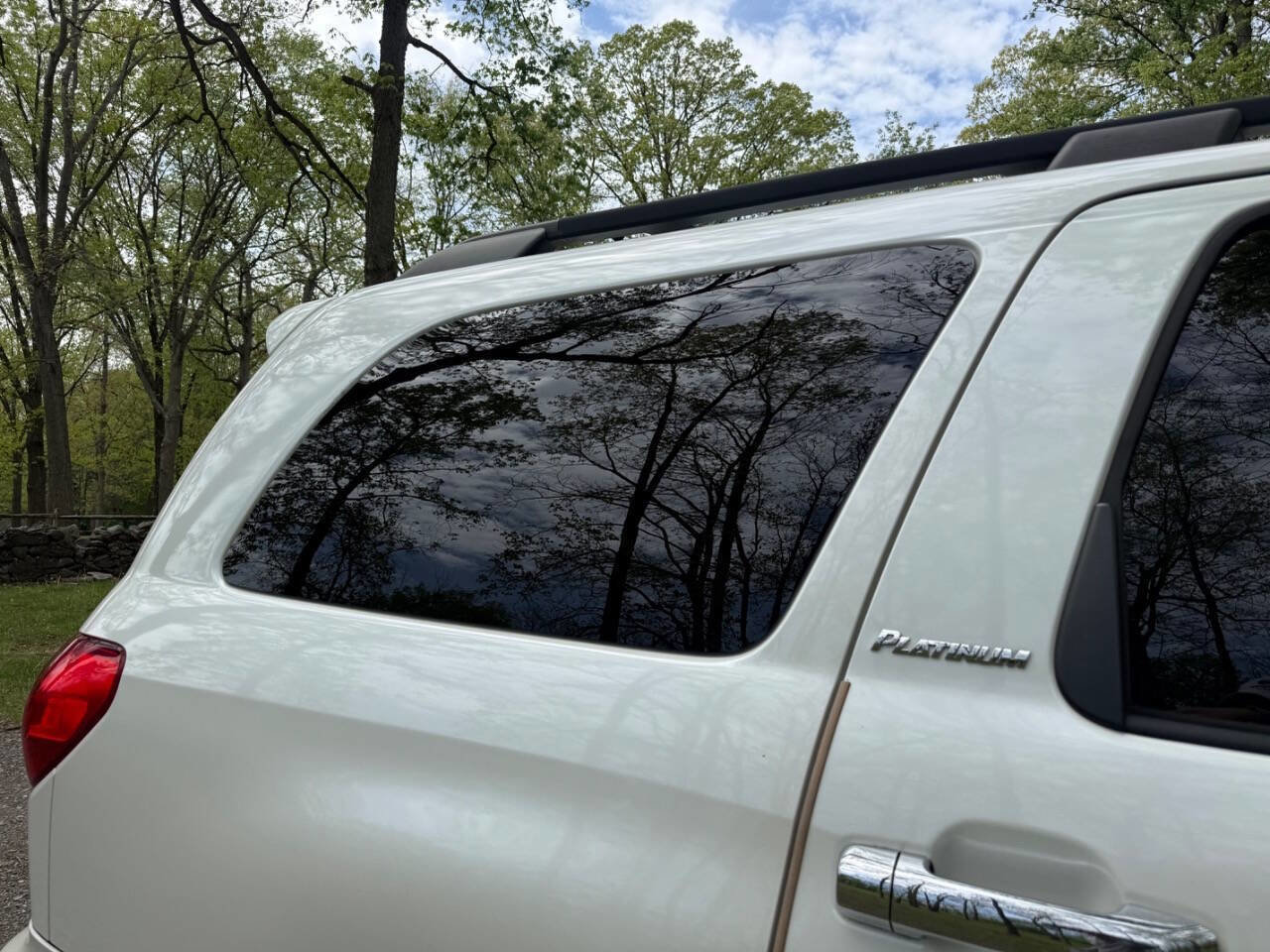 Used 2012 Toyota Sequoia Platinum AWD/4WD image 39