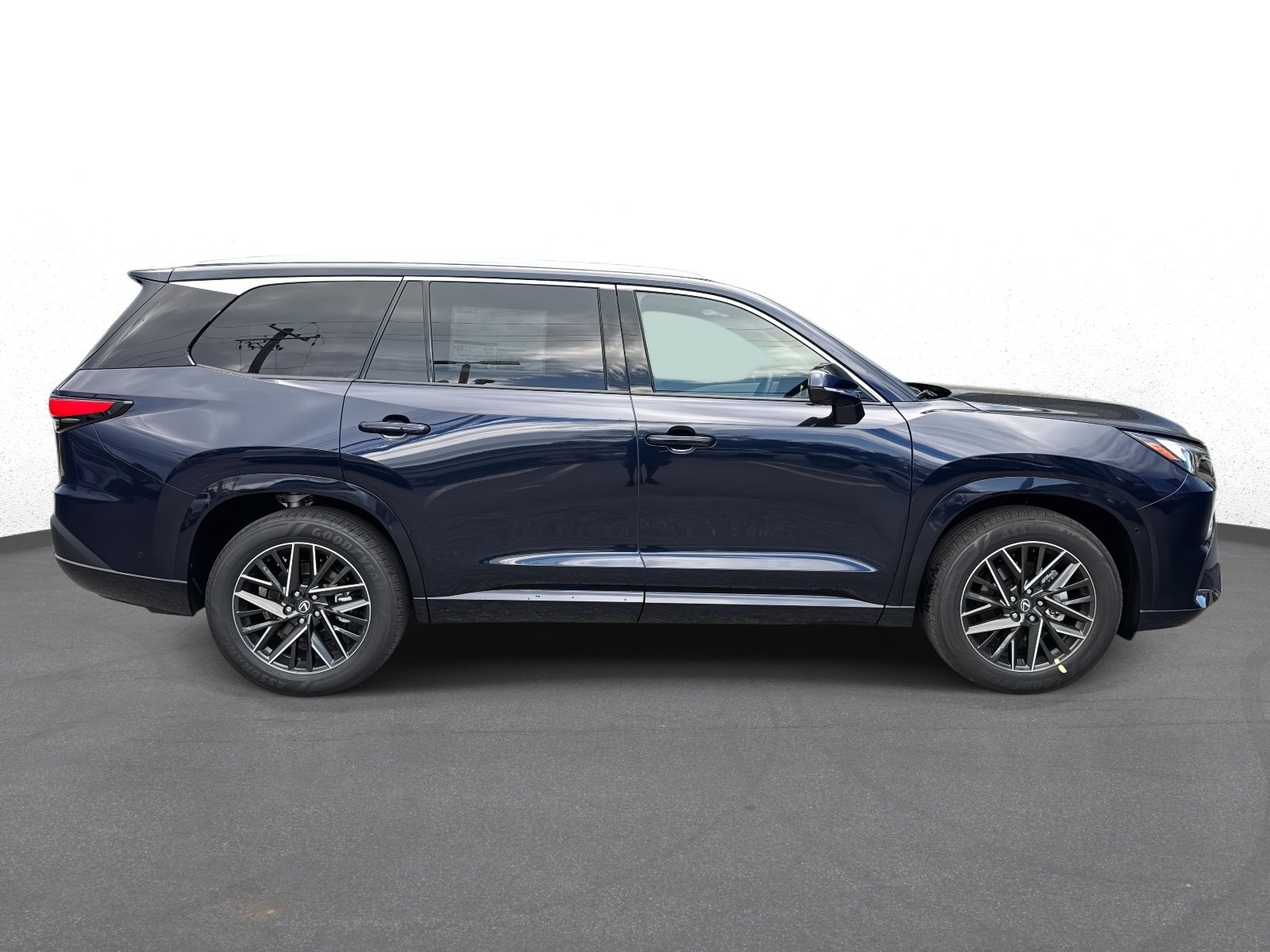 New 2026 Lexus TX 350 AWD image 2