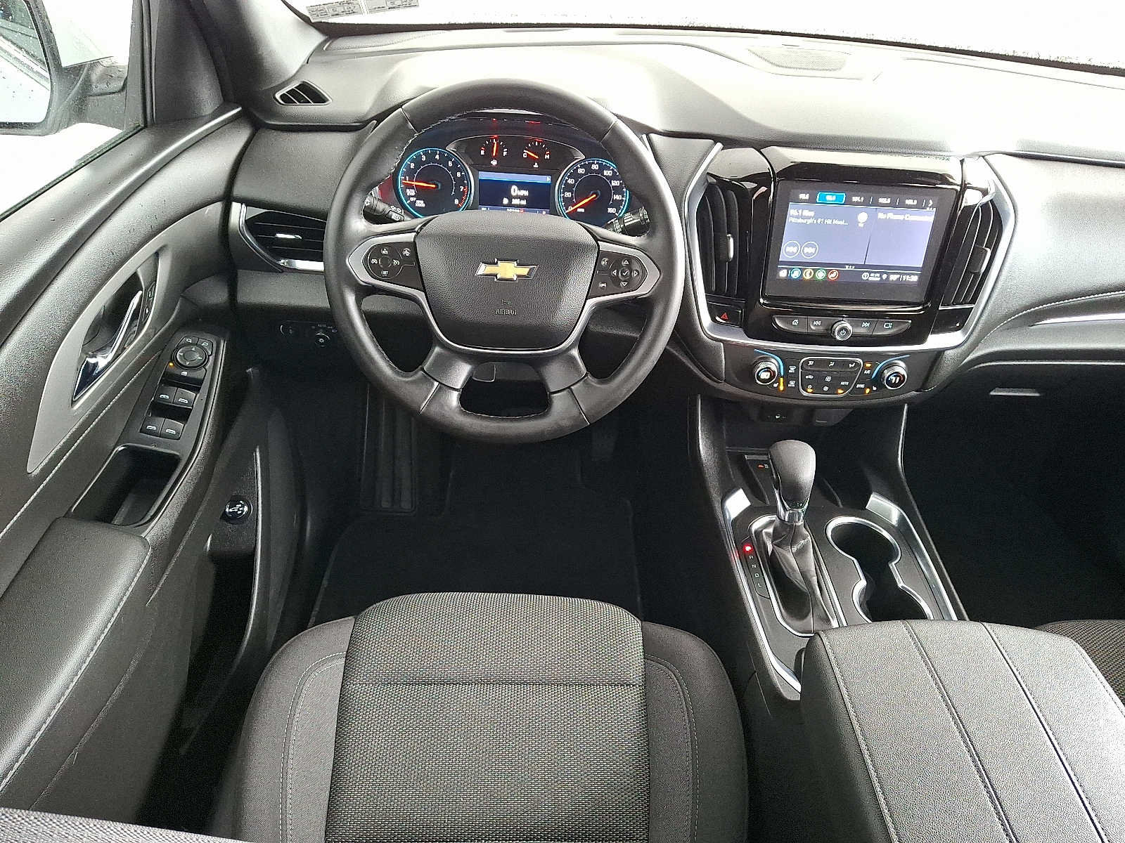 Used 2023 Chevrolet Traverse LT AWD/4WD image 12