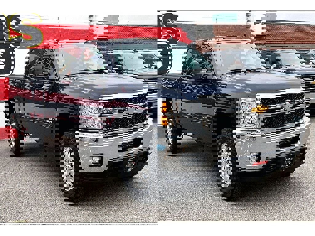 Used 2012 Chevrolet Silverado 2500 LT w/ Interior Plus Package image 12