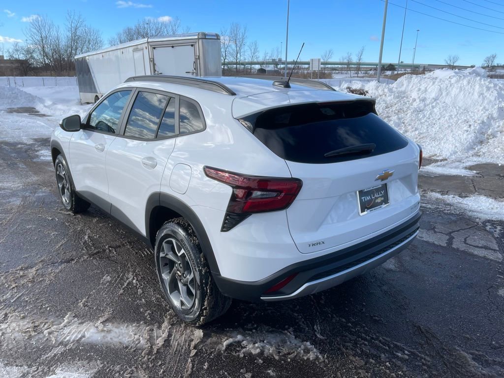 New 2026 Chevrolet Trax LT w/ LT Convenience Package image 5