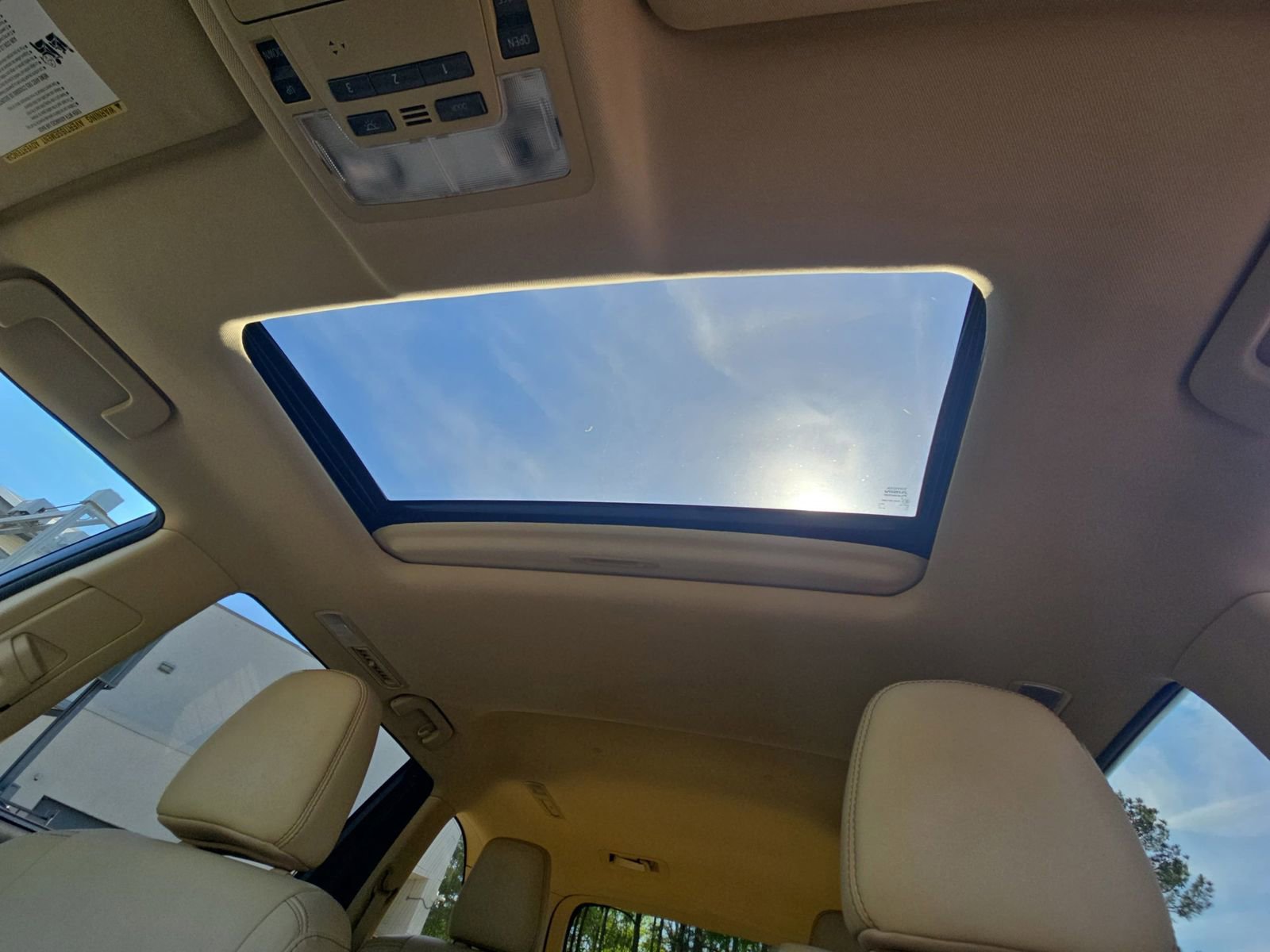 Used 2017 Toyota Highlander XLE image 38