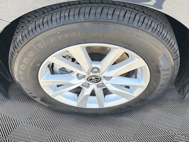 Used 2025 Toyota Camry LE FWD image 29