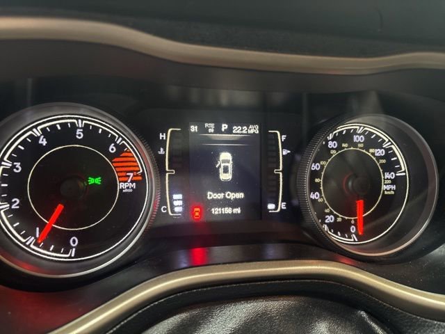 Used 2016 Jeep Cherokee Latitude w/ Cold Weather Group image 25