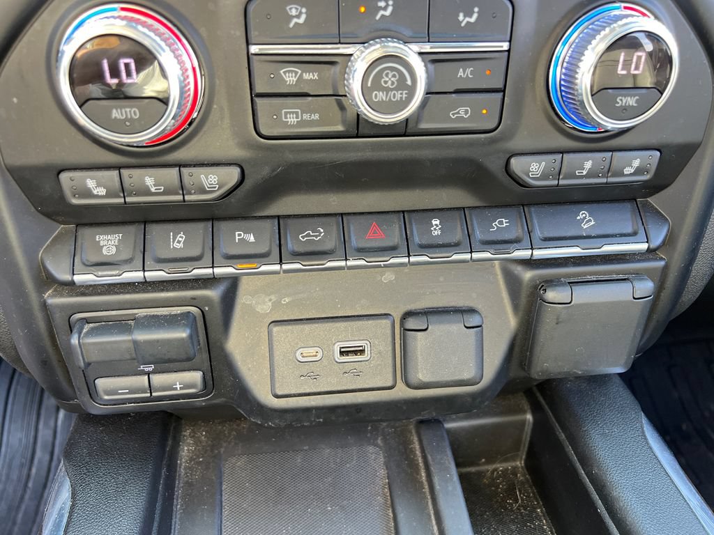 Used 2022 GMC Sierra 2500 Denali AWD/4WD image 31
