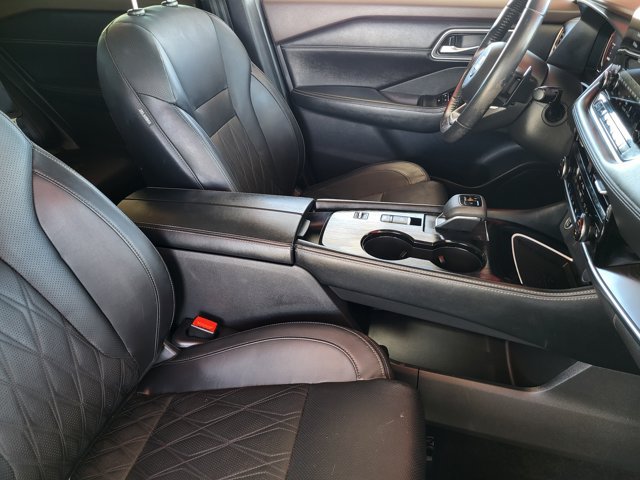 Certified 2023 Nissan Rogue Platinum w/ Platinum Premium Package FWD image 15