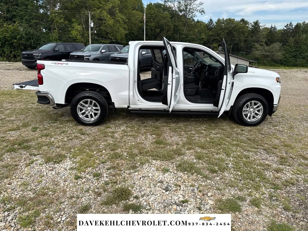 Used 2021 Chevrolet Silverado 1500 LT AWD/4WD image 31