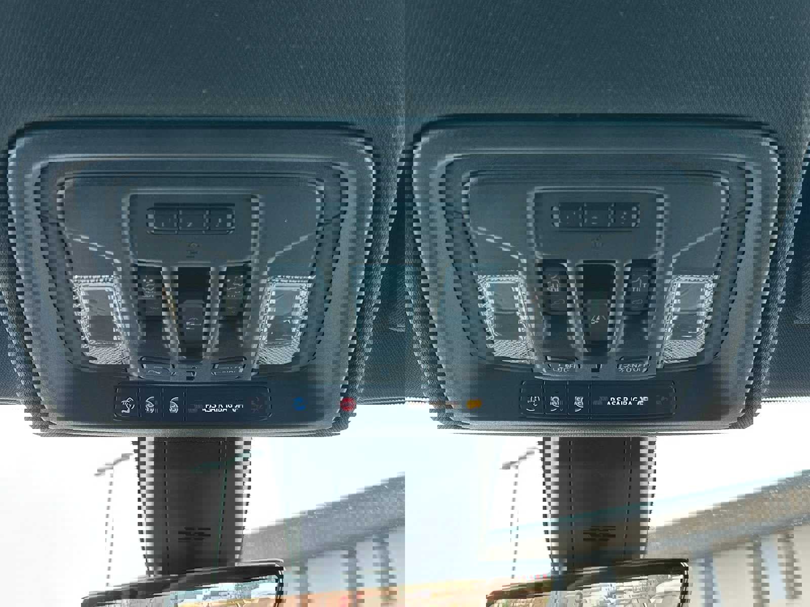 Used 2020 Chevrolet Silverado 1500 High Country w/ Technology Package image 32