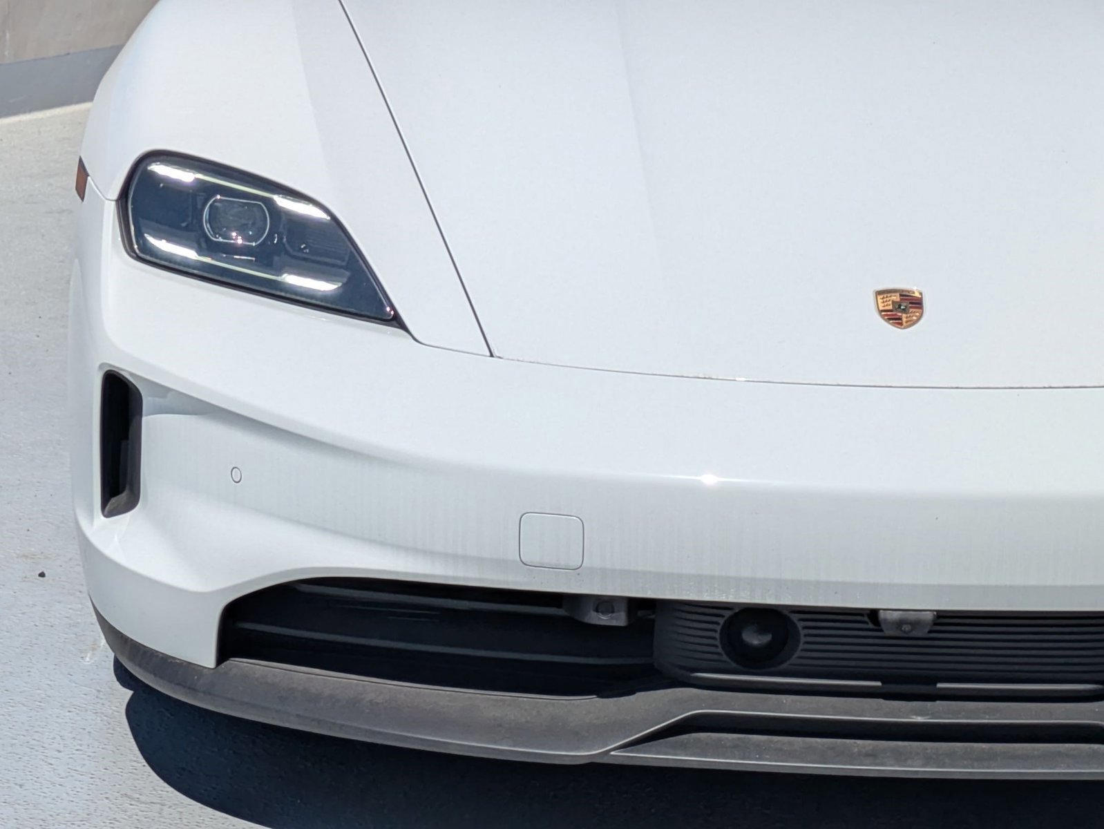 New 2025 Porsche Taycan image 12