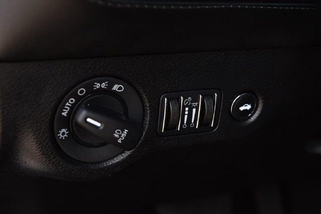 Used 2023 Dodge Challenger SXT w/ Plus Package RWD image 14