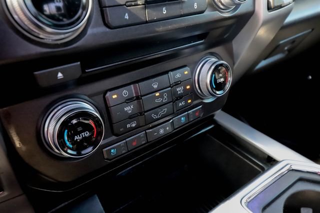 Used 2018 Ford F150 Platinum w/ Equipment Group 701A Luxury image 10