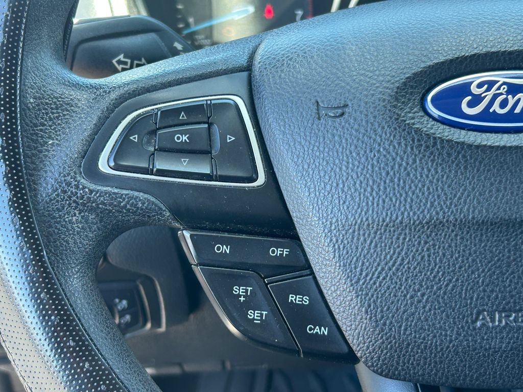 Used 2018 Ford Focus SE FWD image 18