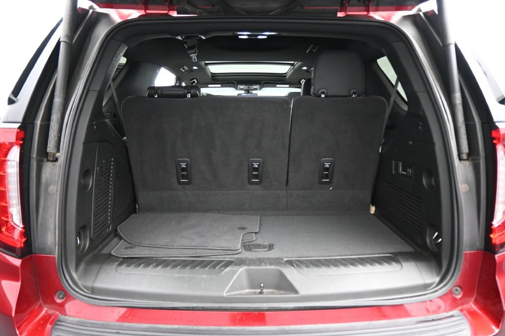 Used 2022 GMC Yukon SLT w/ SLT Premium Package AWD/4WD image 31
