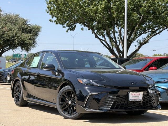 New 2026 Toyota Camry SE w/ Convenience Package FWD image 2