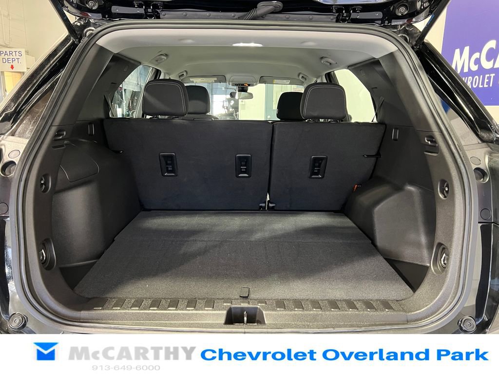 Used 2024 Chevrolet Equinox LS w/ Midnight Edition FWD image 26