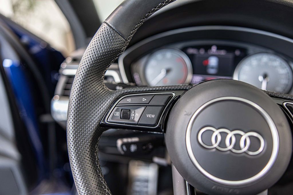 Used 2023 Audi S4 Premium w/ Convenience Package image 23