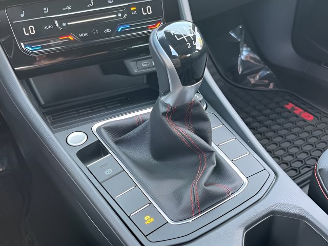 New 2026 Volkswagen Jetta GLI Autobahn FWD image 17