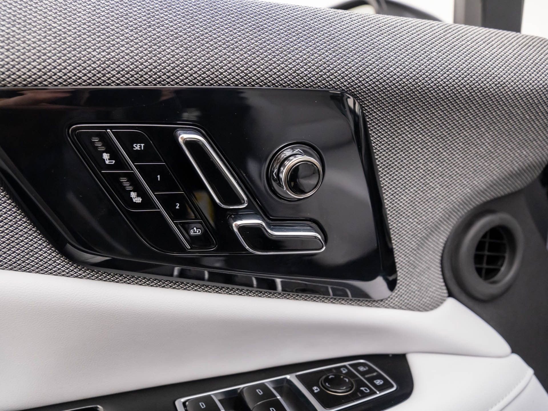 New 2026 Cadillac Optiq Sport 1 image 17