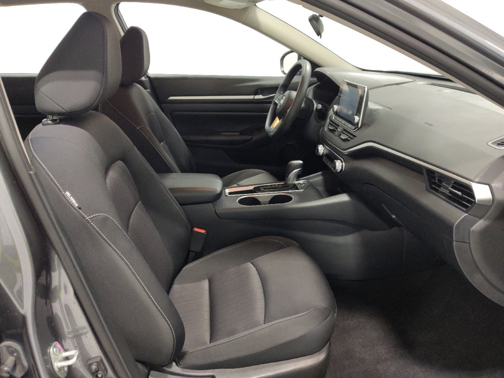 Used 2022 Nissan Altima 2.5 SV image 21