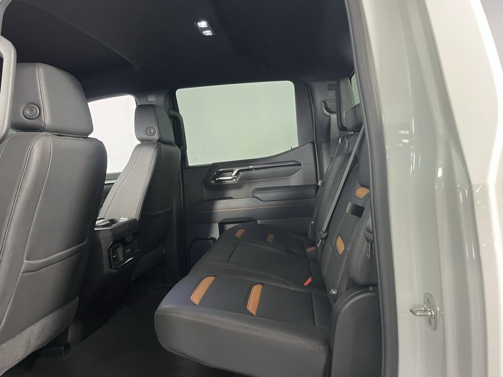 Used 2025 GMC Sierra 1500 AT4 image 29