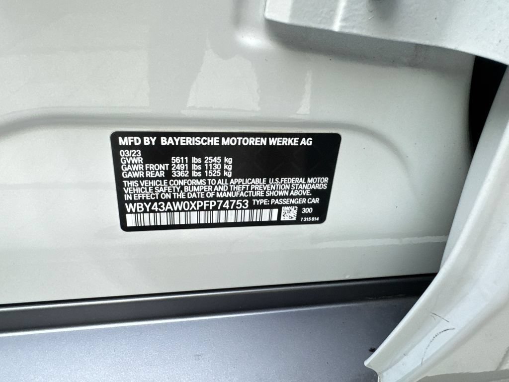 Used 2023 BMW i4 eDrive35 RWD image 89