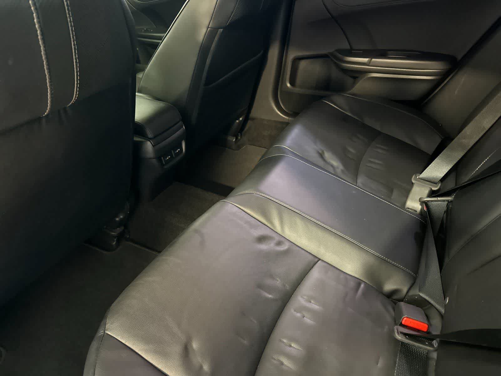 Used 2017 Honda Civic Touring image 5