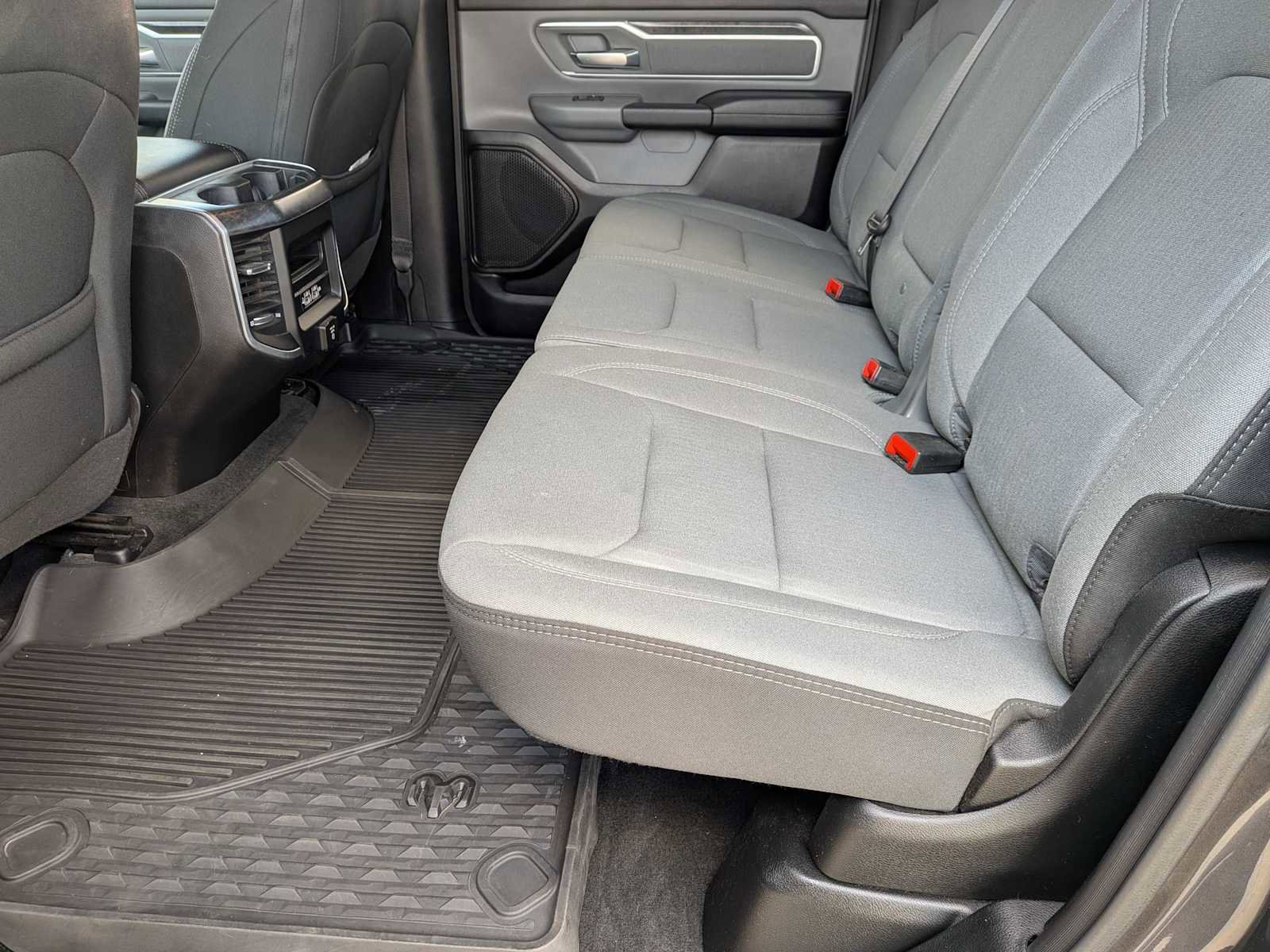 Used 2020 RAM 1500 Big Horn AWD/4WD image 17