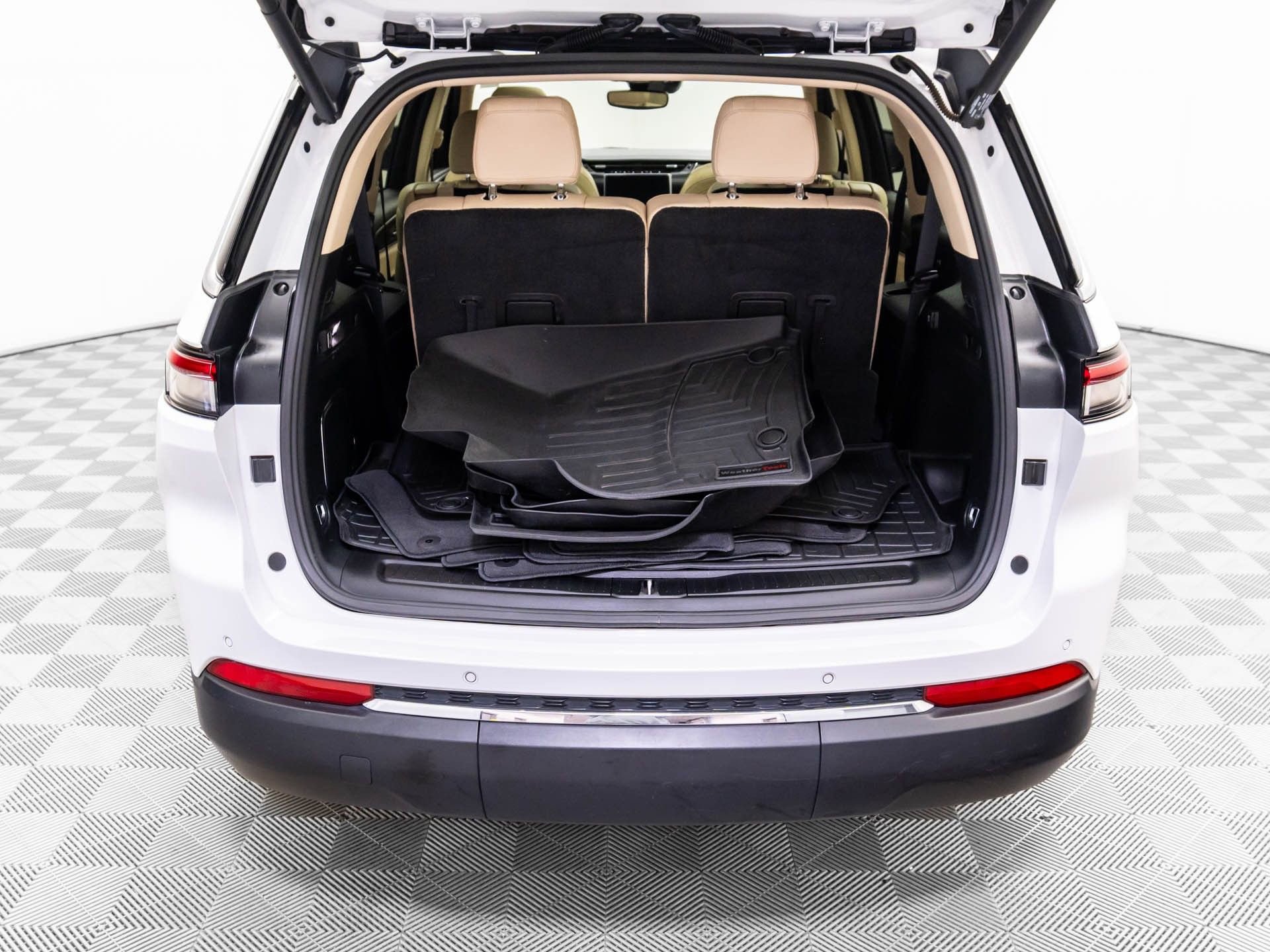 Used 2021 Jeep Grand Cherokee L Limited w/ Trailer Tow Group (B) image 33