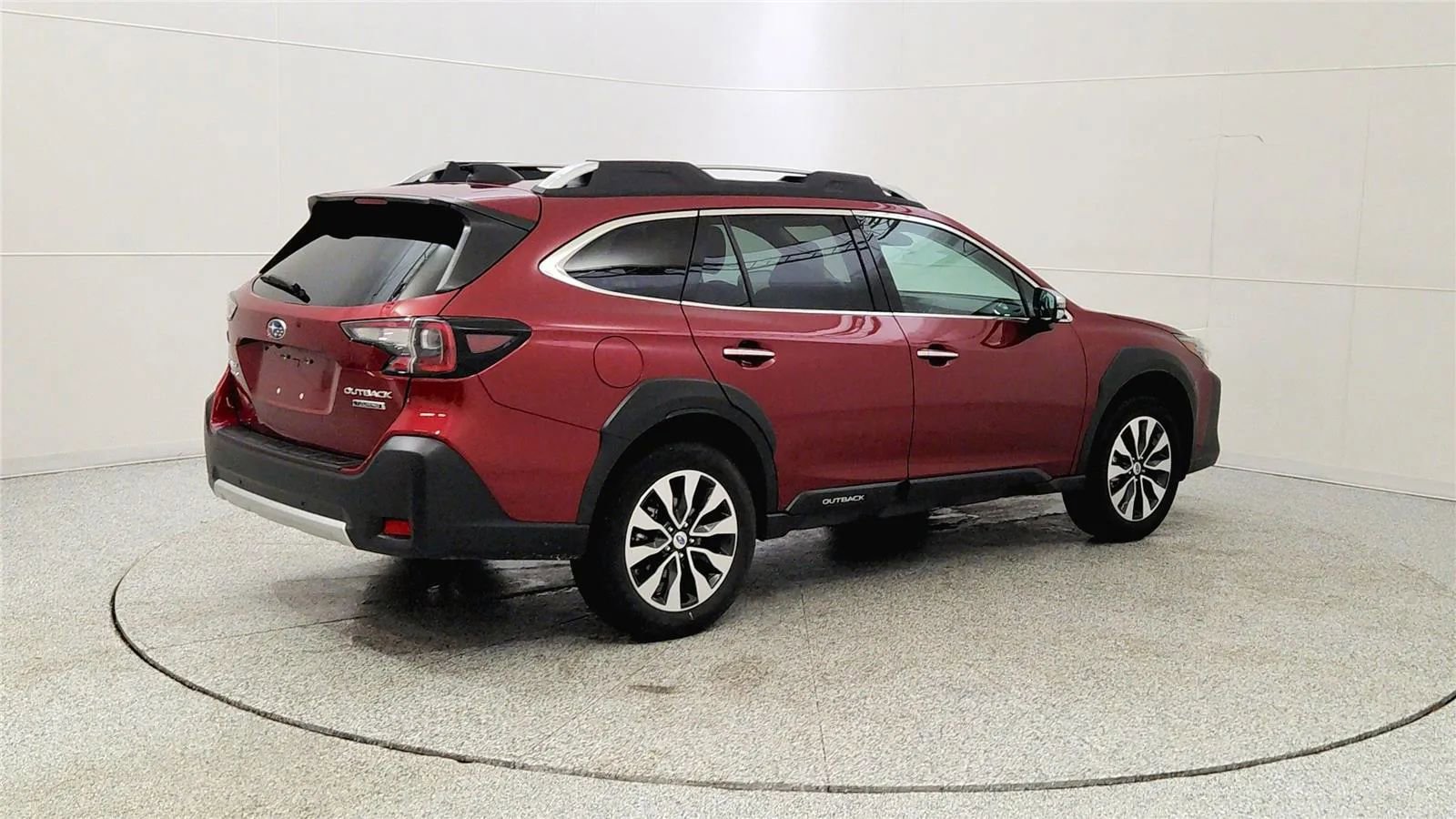 Used 2024 Subaru Outback Touring image 7