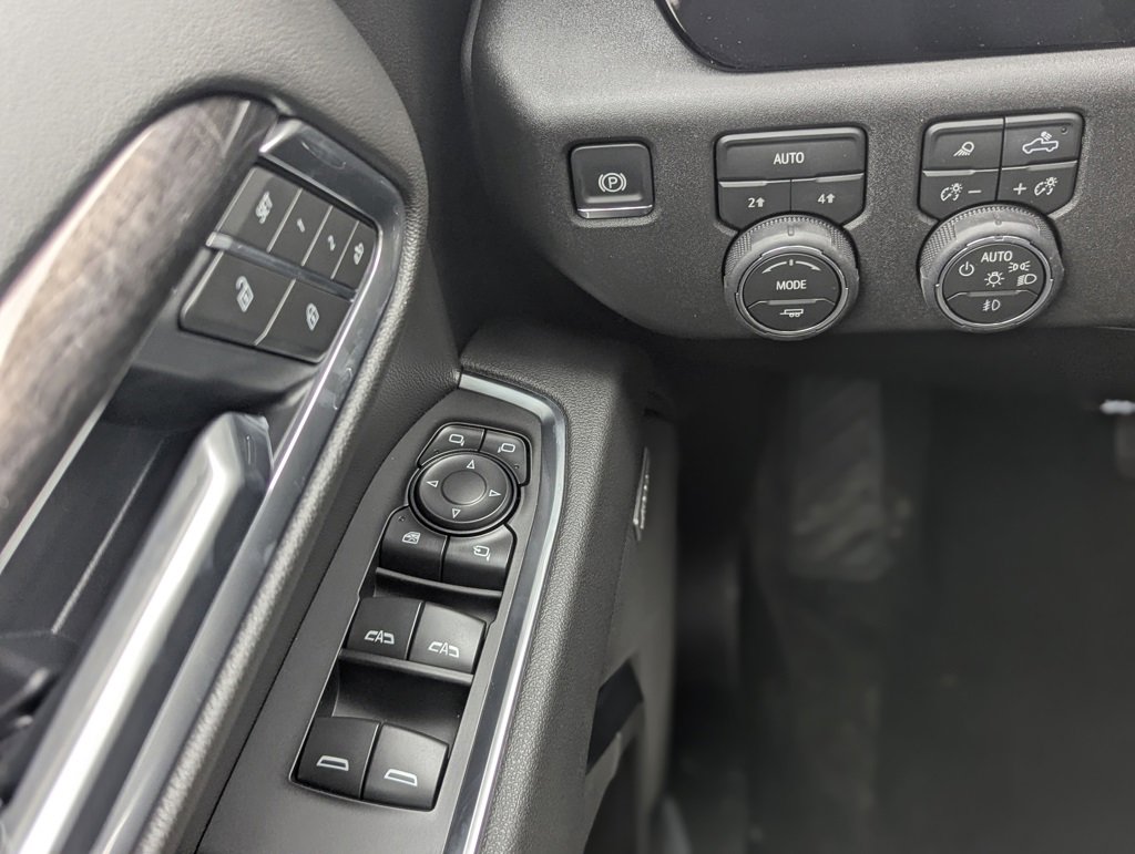 New 2026 Chevrolet Silverado 1500 LTZ w/ LTZ Premium Package image 23