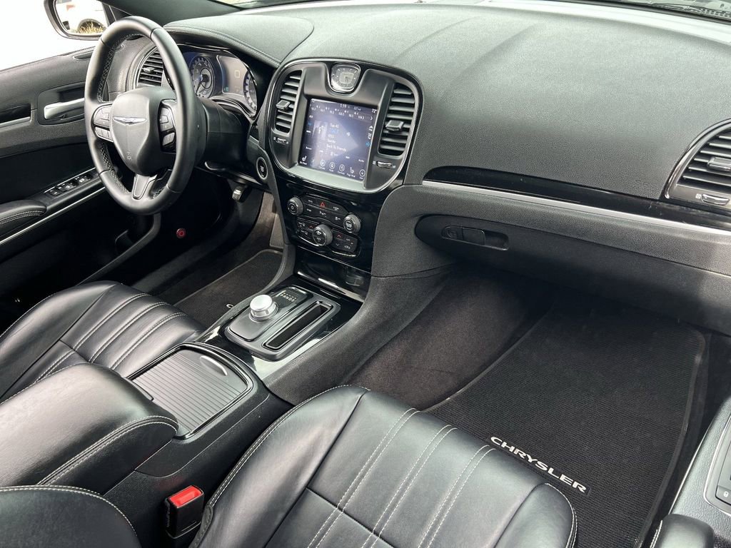 Used 2017 Chrysler 300 S w/ 300S Premium Group image 14