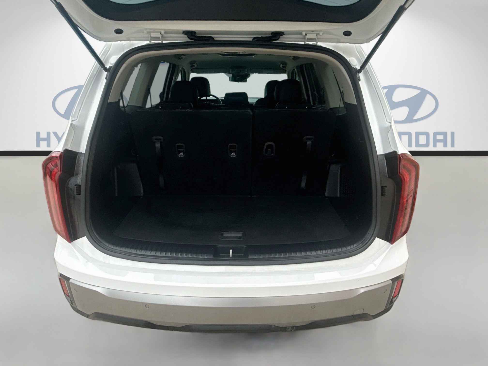 Used 2024 Kia Telluride LX FWD image 24