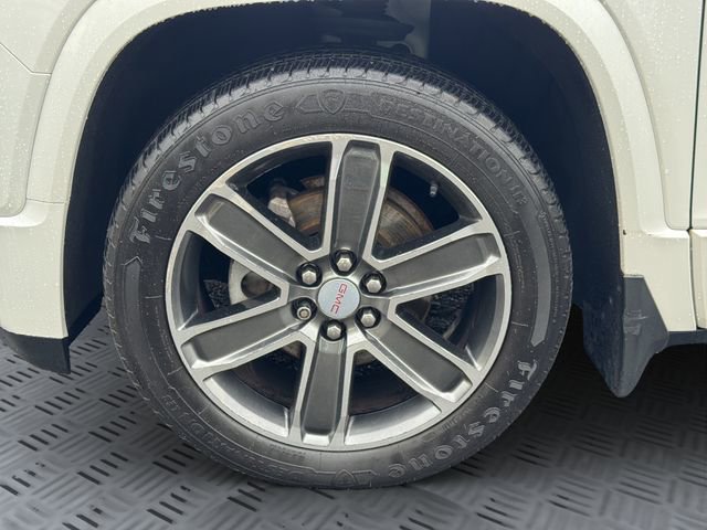 Certified 2017 GMC Acadia Denali w/ Technology Package AWD/4WD image 28