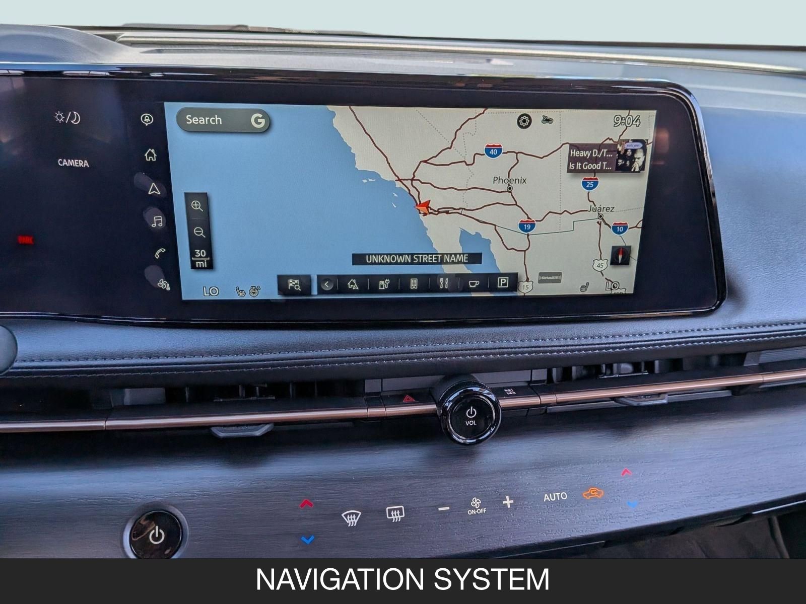 Used 2024 Nissan Ariya FWD image 18