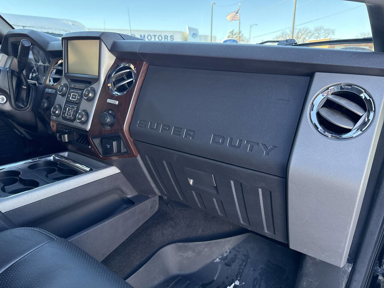 Used 2016 Ford F350 Lariat w/ Chrome Package image 30